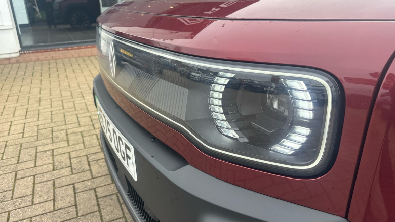 Renault 4 110kW Iconic+ 52kWh Comfort range 5dr Auto Electric Estate